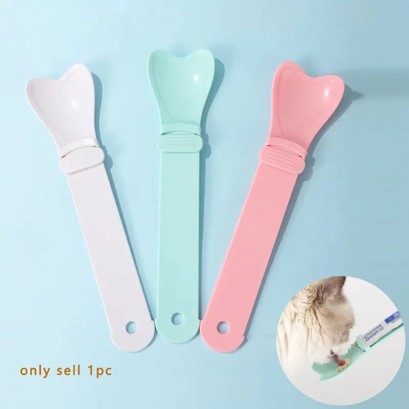 Multi-Functional Cat and Dog Feeding Spoon with Snack Strip Feature